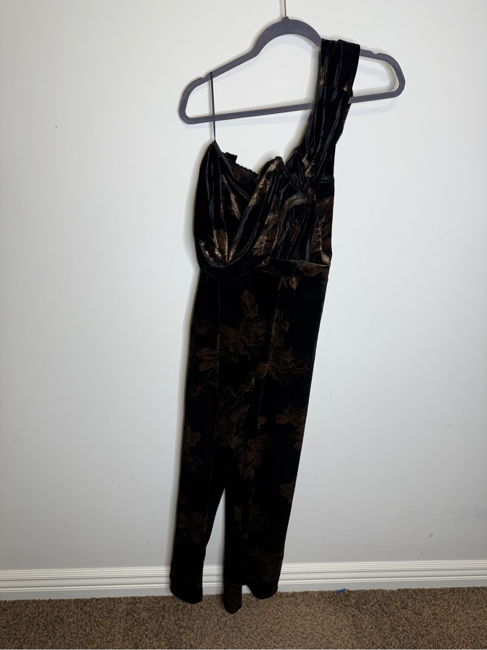 Sugarlips One-Shoulder Black Velvet Floral Jumpsuit
